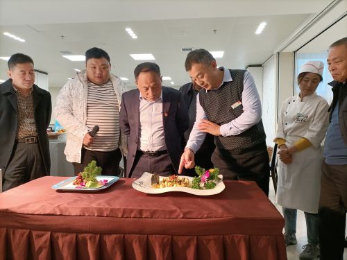 泰安市饭店烹饪协会老年膳食委员会启动仪式